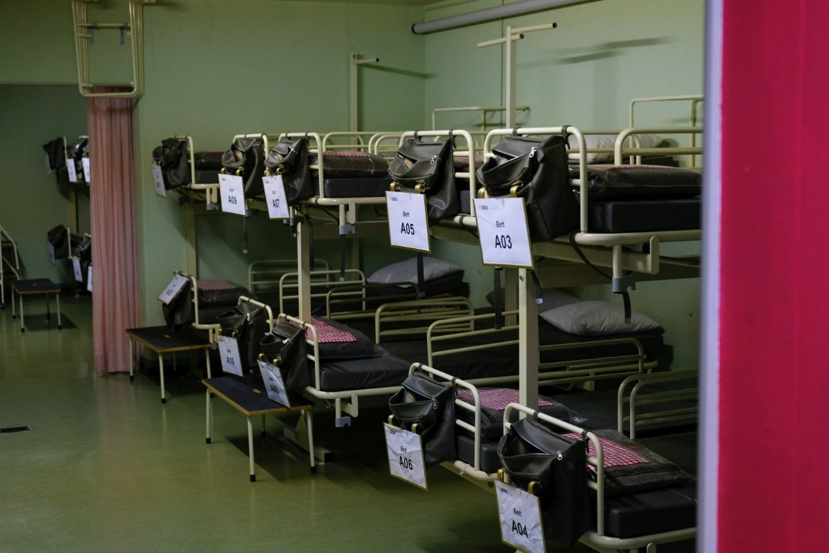 Die Betten sind gemacht und bereit für den Gebrauch. 20240325_Cobra_Ausbildung_003.jpg