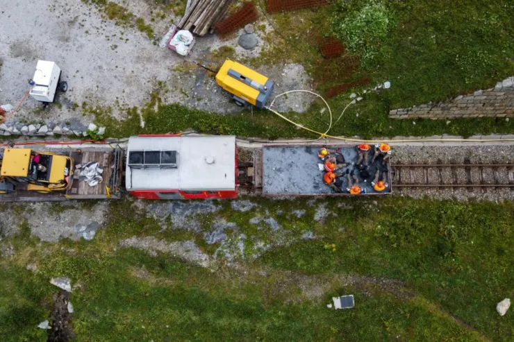 Schneereicher Einsatz am Furkapass